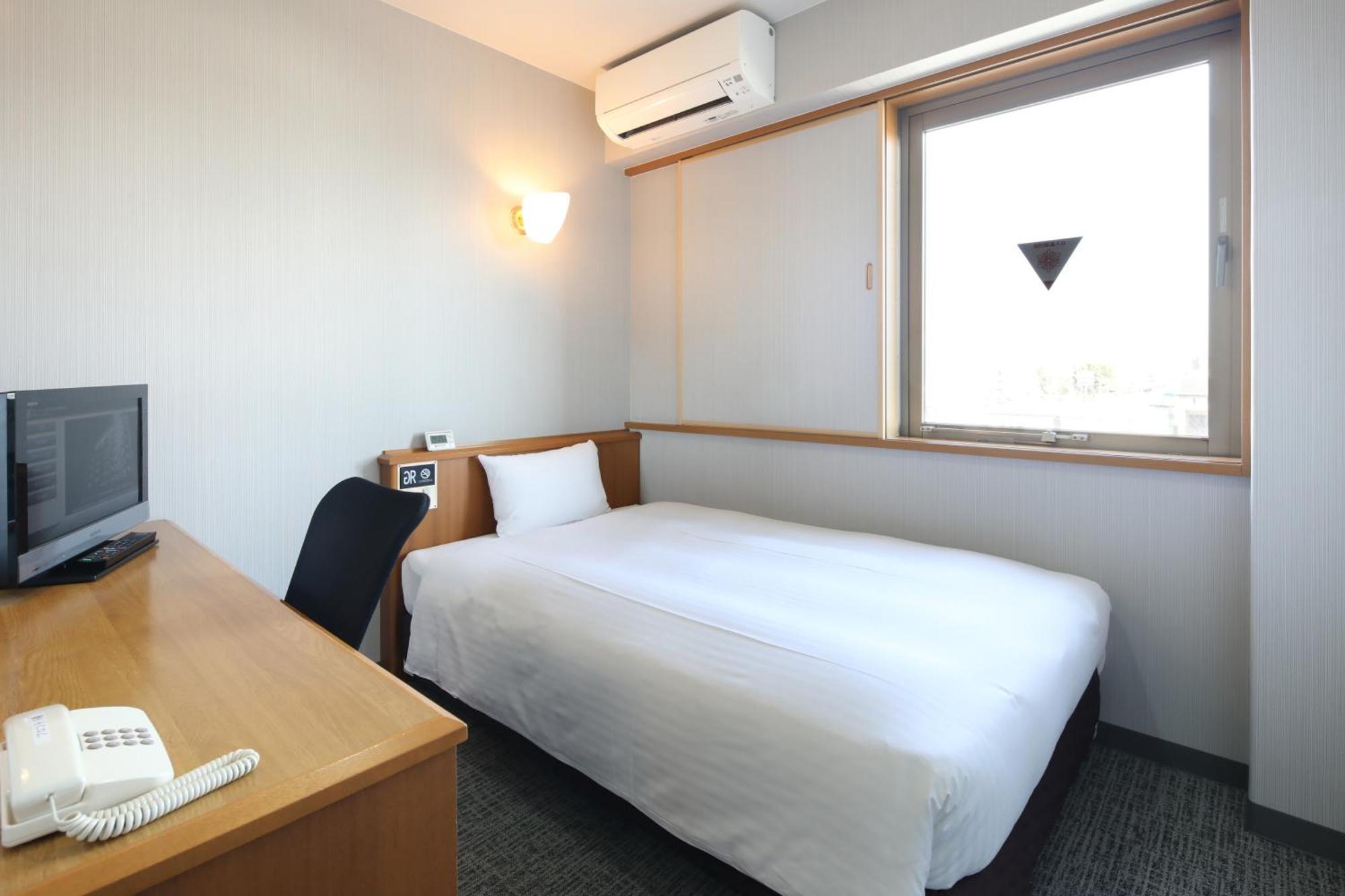 Green Rich Hotel Aso Kumamoto Airport Bagian luar foto