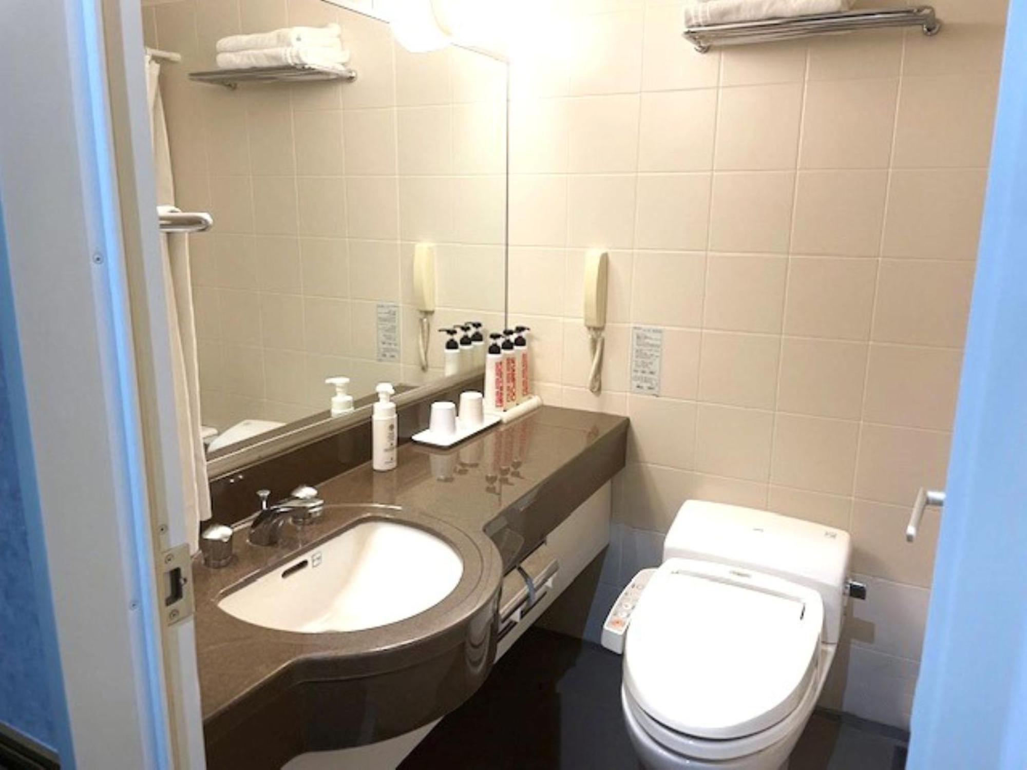 Green Rich Hotel Aso Kumamoto Airport Bagian luar foto