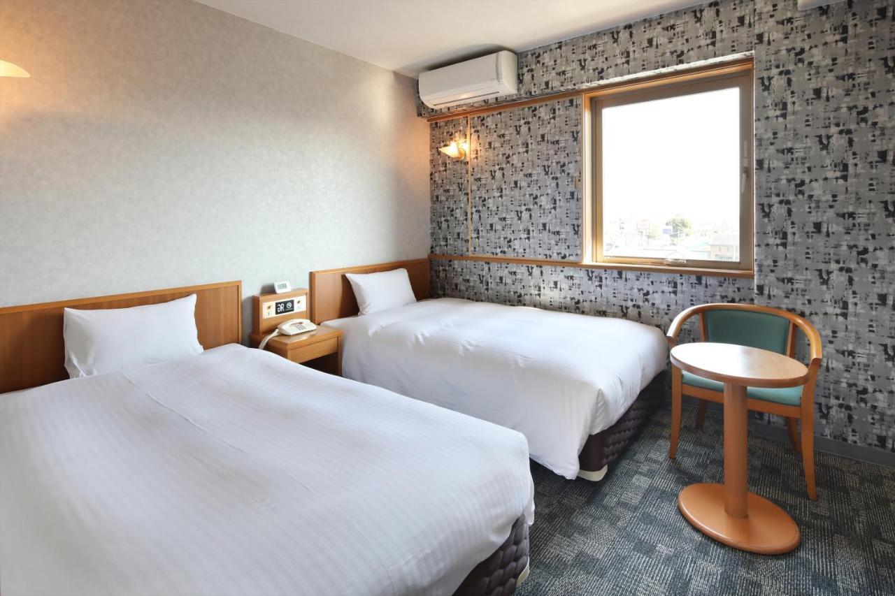 Green Rich Hotel Aso Kumamoto Airport Bagian luar foto